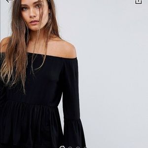 Boohoo black off the shoulder top 😎 NWT